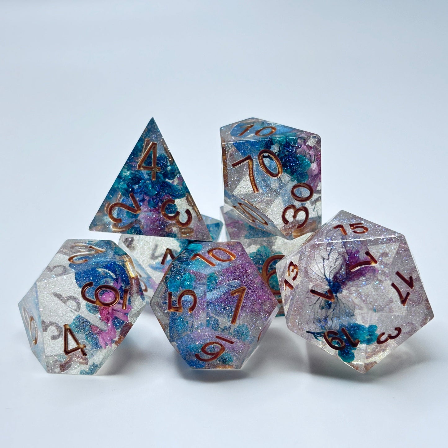Sharp Edge Resin Mythical Luminous Petal