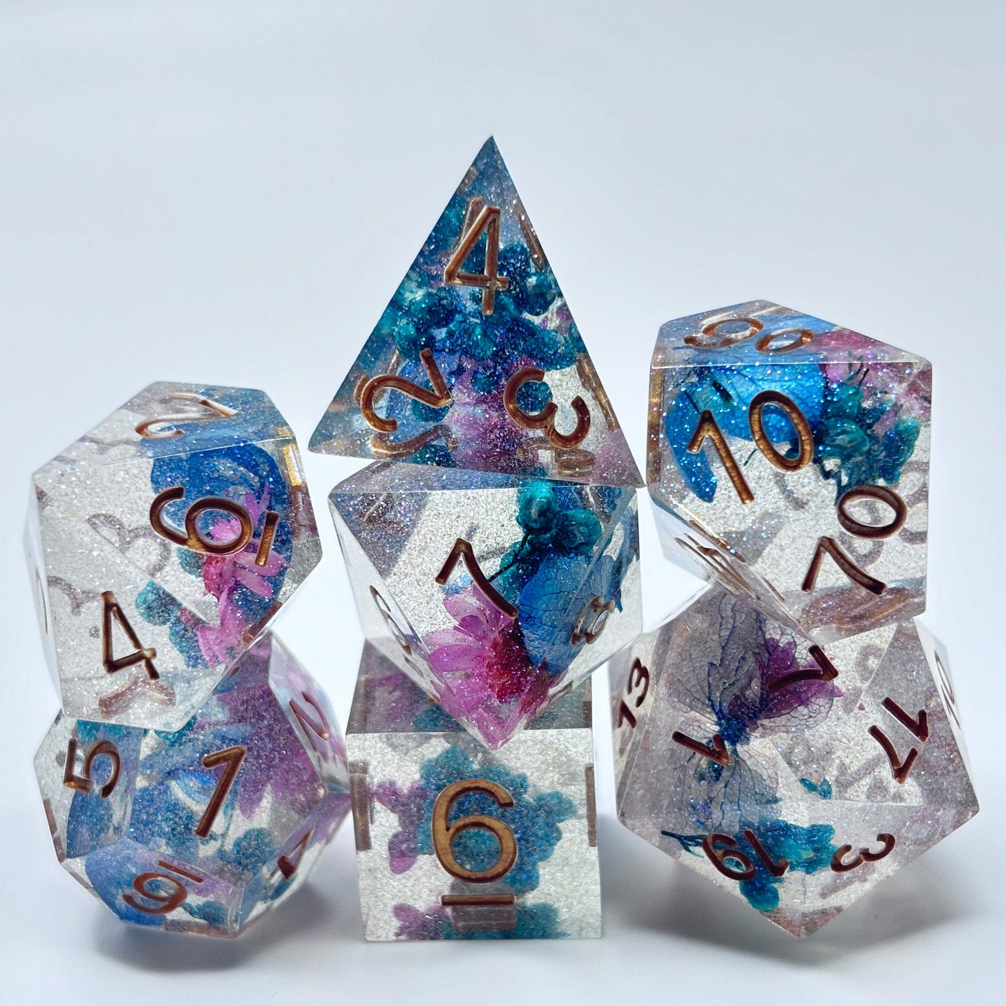 Sharp Edge Resin Mythical Luminous Petal
